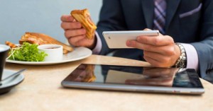 tecnologia cibo pasto smartphone