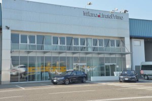 P90208730-milan-29-january-2016-bmw-italia-and-sea-prime-inaugurate-the-bmw-business-center-of-milano-linate-p-600px
