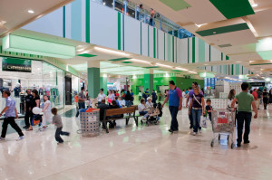 Centro Commerciale Auchan Interna 2